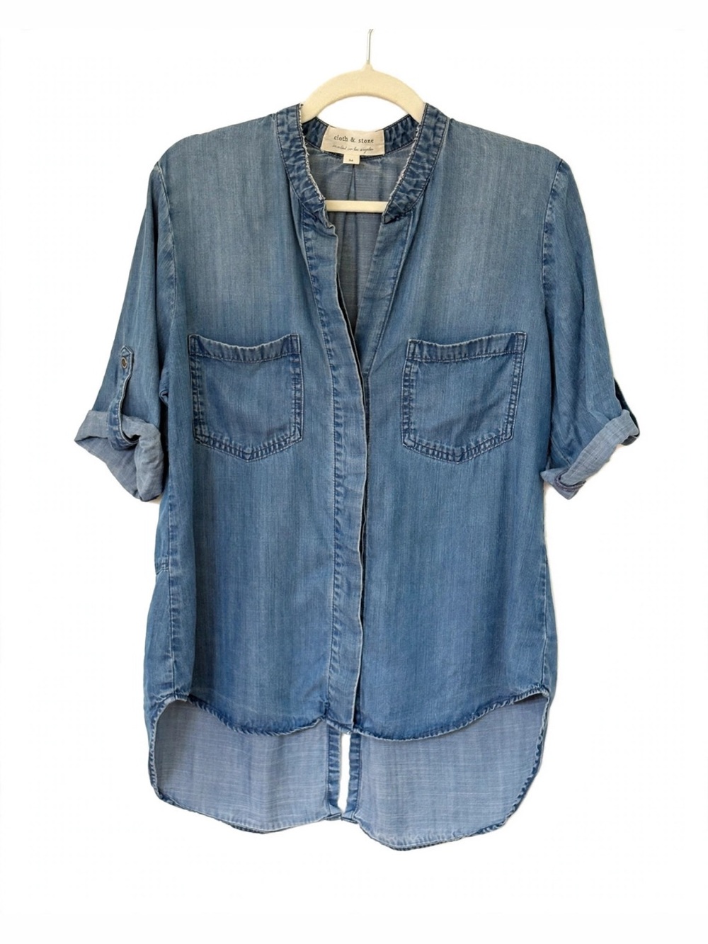 Cloth & Stone Anthropologie Chambray Shirt Coastal Grandma Medium